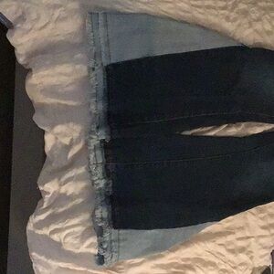 Selling jeans belt bottoms.